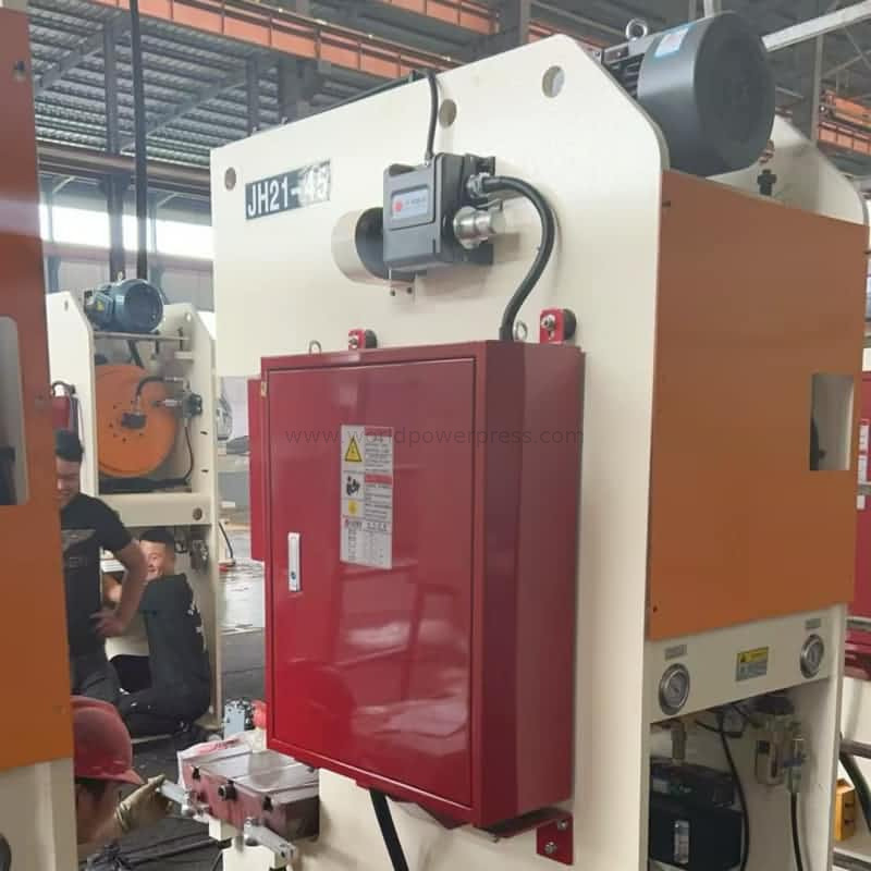 45ton C Çerçeve Krank Tipi Pnömatik Pres Makinesi
