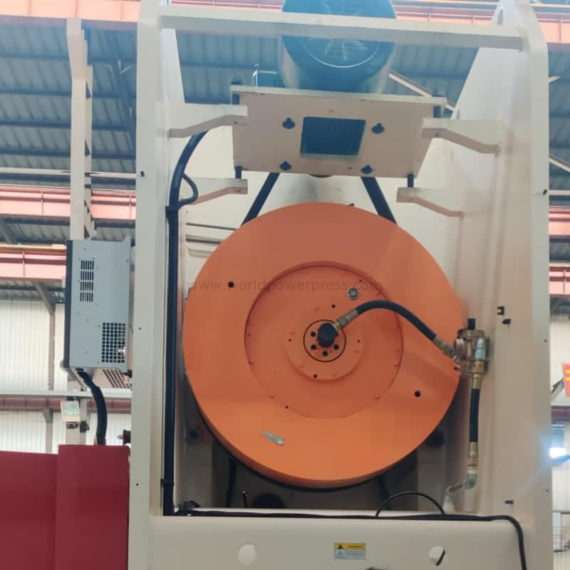 300ton C Tipi Pnömatik Güç Pres Makinesi