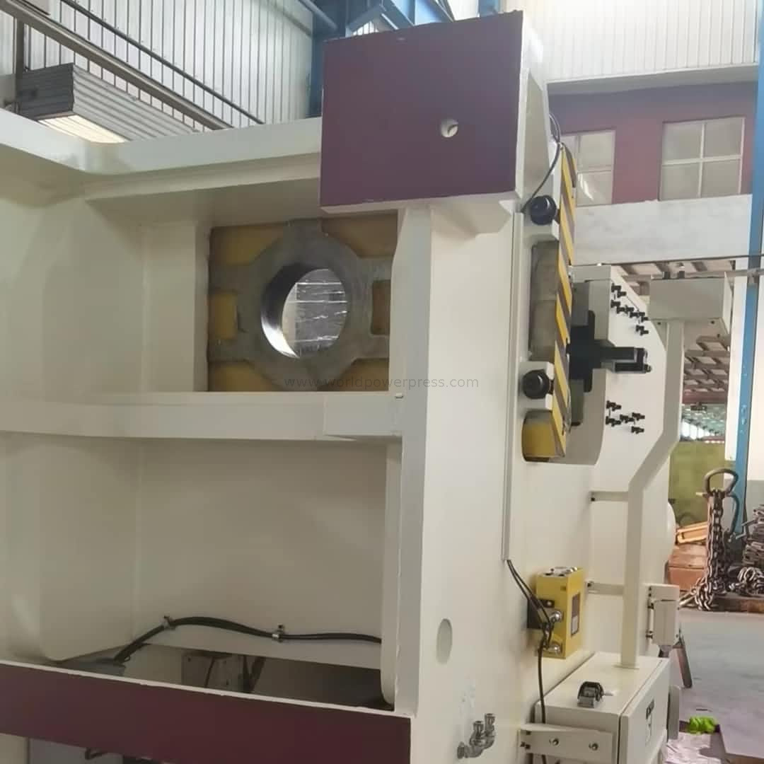 JH21-200L C Tip Değişken İnme Pres Makinesi 200ton